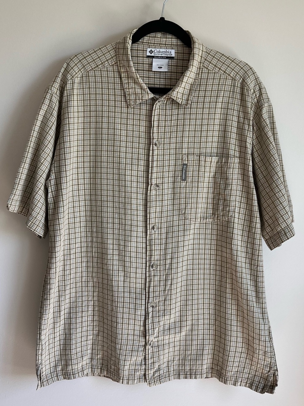100% Cotton Columbia Men's Short Sleeve Plaid Button-Down Shirt